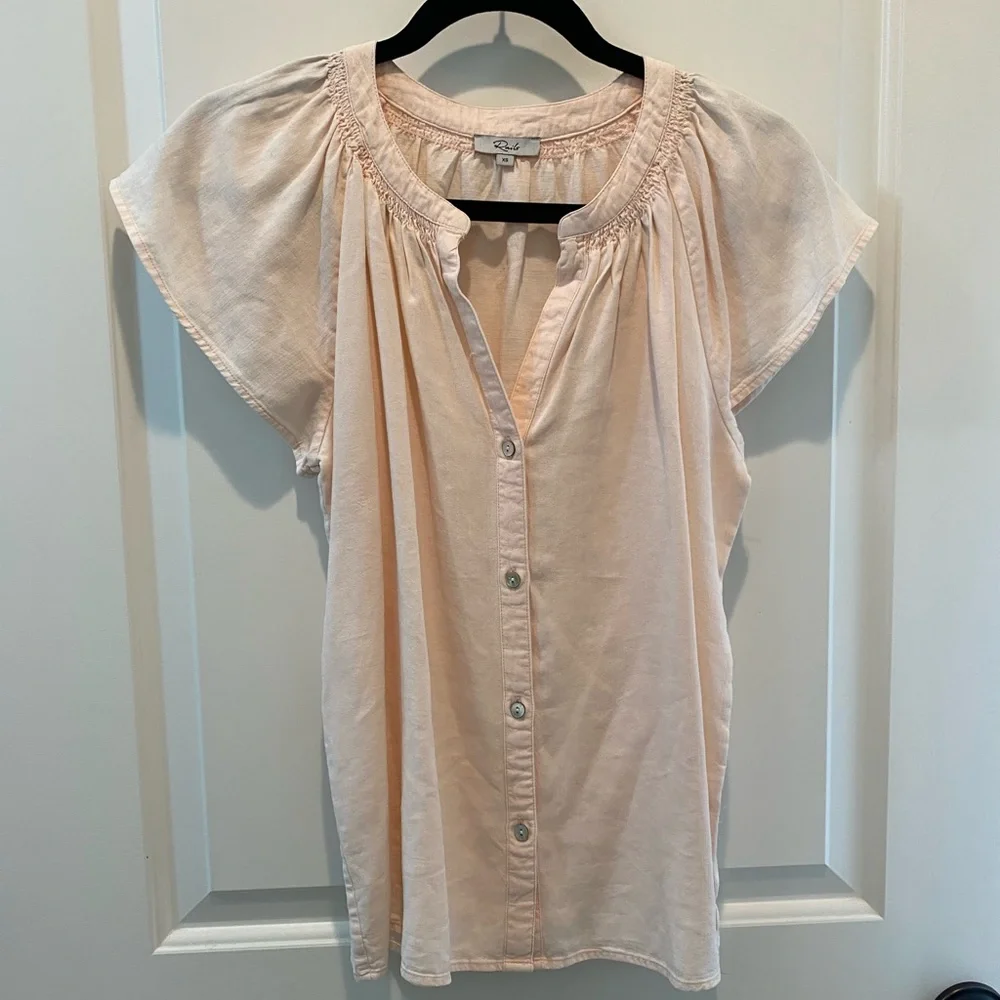 NWOT Rails Alena Split-Neck Top - Picture 8 of 11
